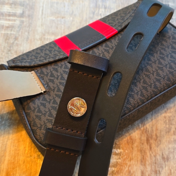 MICHAEL KORS Belt with waist purse S/M - Picture 4 of 4